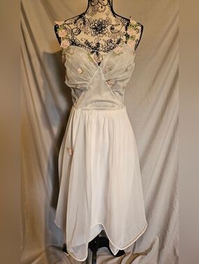 Vassarette Slip Chamise With Roses